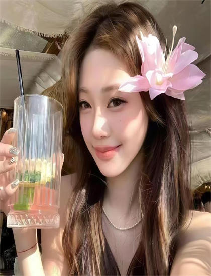 菠萝菠萝蜜视频在线观看_郭晶晶杂志封面大片_30岁女人护肤品
